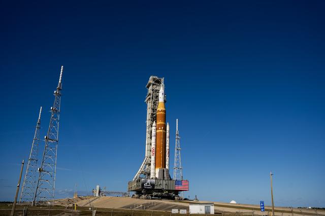 NASA image: NASA's SLS Rocket and Orion Spacecraft Rollout to Launch Pad 39B